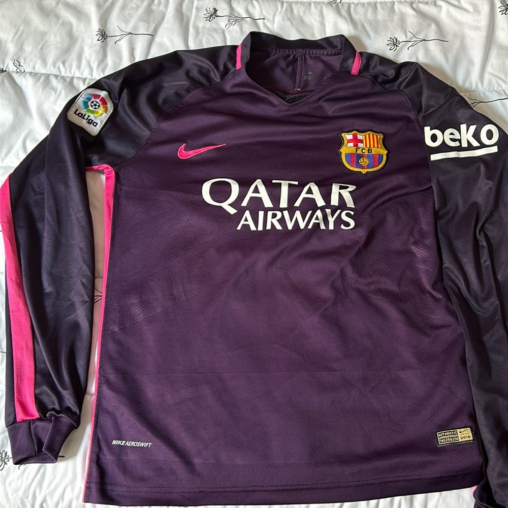 Neymar Nike dry fit jersey, used.  Size M